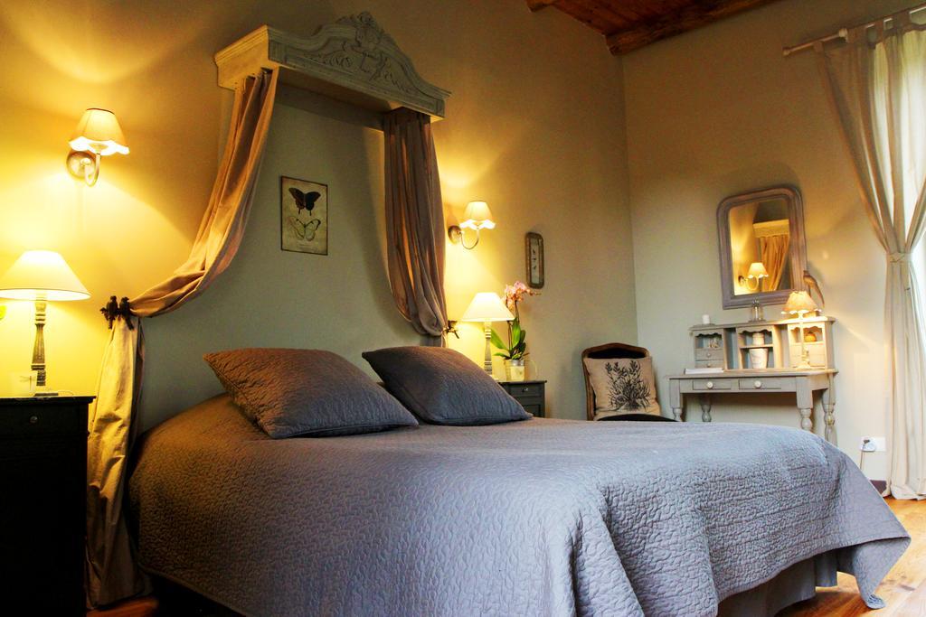 Chambres D'Hotes Du Presbytere La Bastide-l'Eveque ภายนอก รูปภาพ